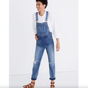 Madewell Straight-Leg Overalls in Bernard Wash Size Small